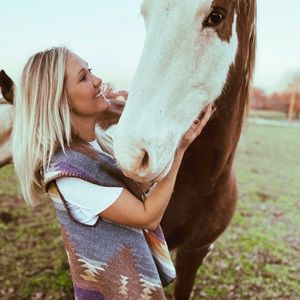 Meet your Posher, Lauren